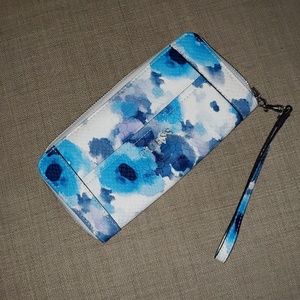 Shawna zip-around wristlet